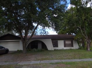 3722 Sand Pebble Dr, Valrico, FL 33596