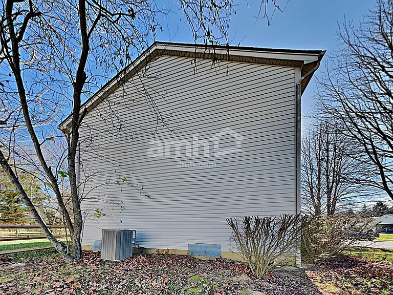 618 Fox Chase Way — Photo 21