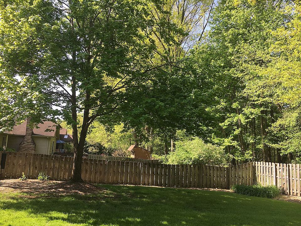 2nd image of 6096 Wild Oak Dr