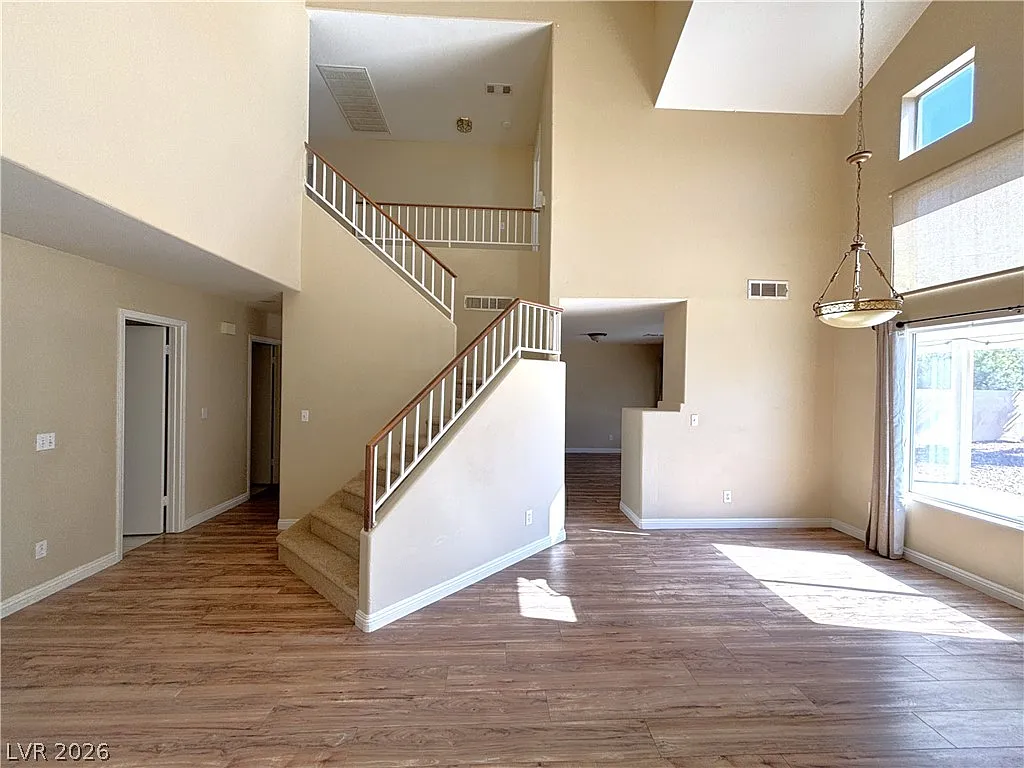 4 bed, 2.5 bath, 1591 sqft, $1,800 — Photo 4