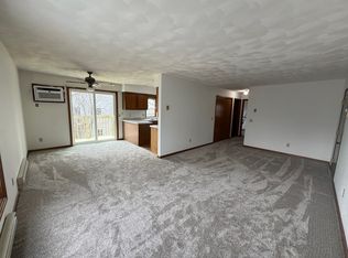 4650 Hayes Rd APT 3, Madison, WI 53704