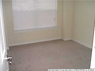 5th image of 39063 Prairie North Dr