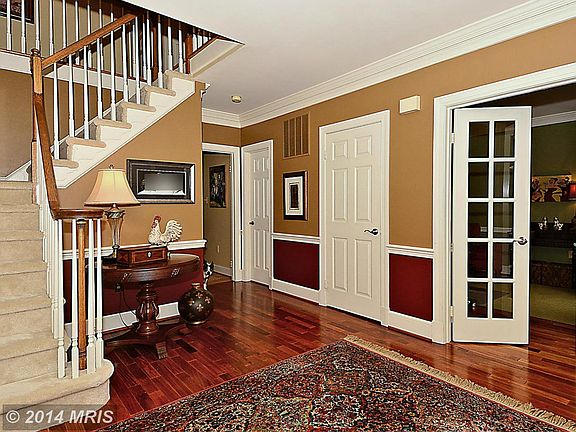 3rd image of 8646 Chase Glen Cir