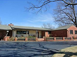 1616 Randel Rd, Nichols Hills, OK 73116
