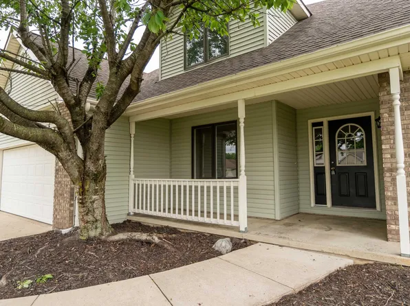 1735 Greythorn Dr, Fort Wayne, IN 46815