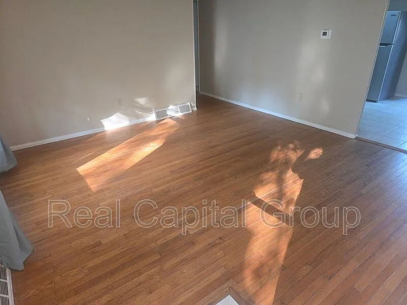 3 bed, 2.0 bath, $2,995 — Photo 3