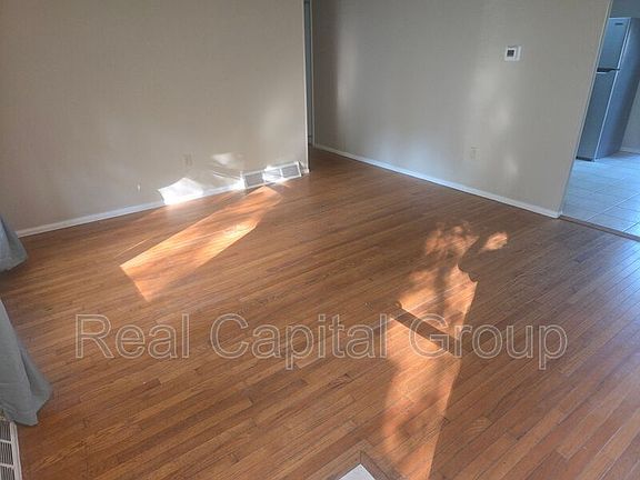 3rd image of 9 Prospect Dr