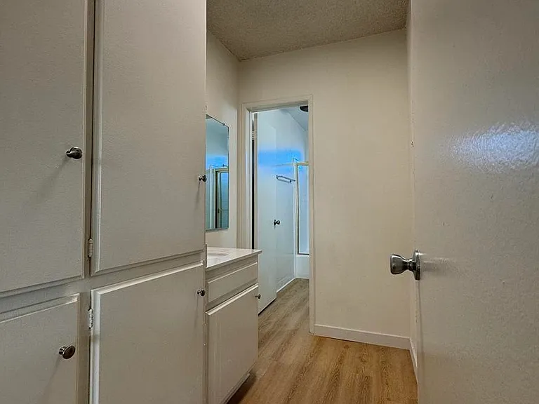 5292 Newcastle Ave #23 — Photo 11