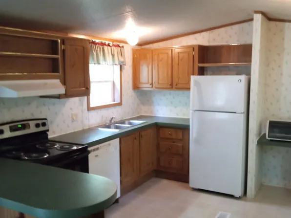 1051 Gardiner Road #3, Wiscasset, ME 04578