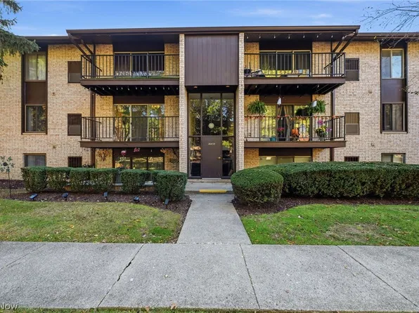16435 Heather Ln APT 202, Cleveland, OH 44130
