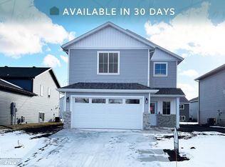 1155 55th Ave W, West Fargo, ND 58078