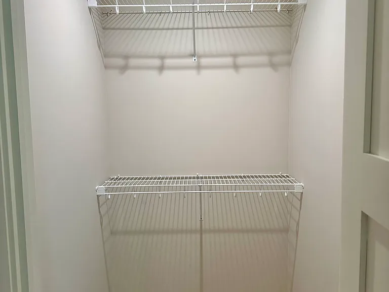 15 Vine St NE #15 — Photo 14