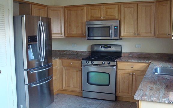 5th image of 8019 Kilpatrick Ave #1