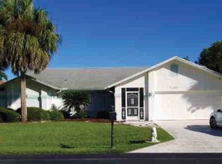 1185 Moon Lake Dr, Naples, FL 34104