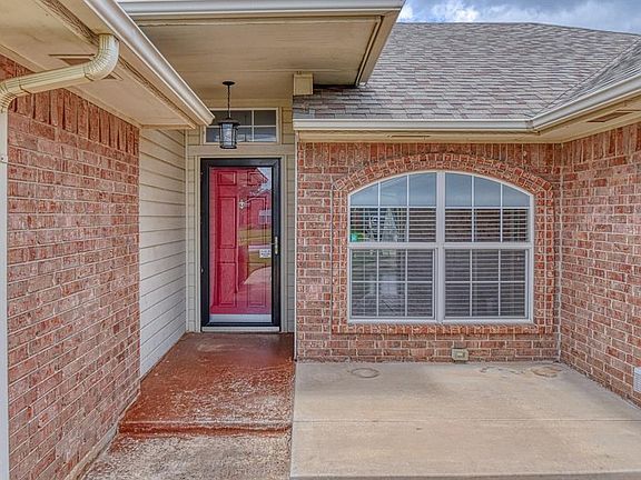 4th image of 509 SW 159th St