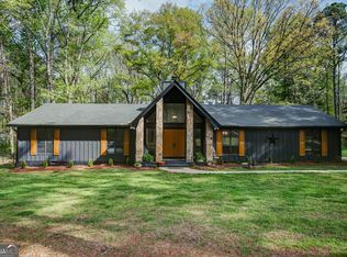 1188 Raymond Hill Rd, Newnan, GA 30265