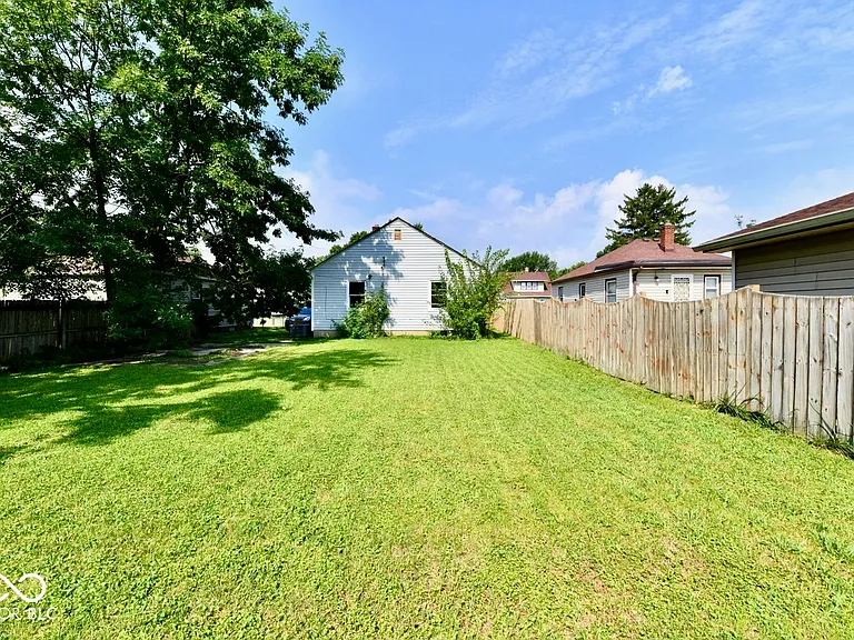 3315 N Euclid Ave — Photo 15
