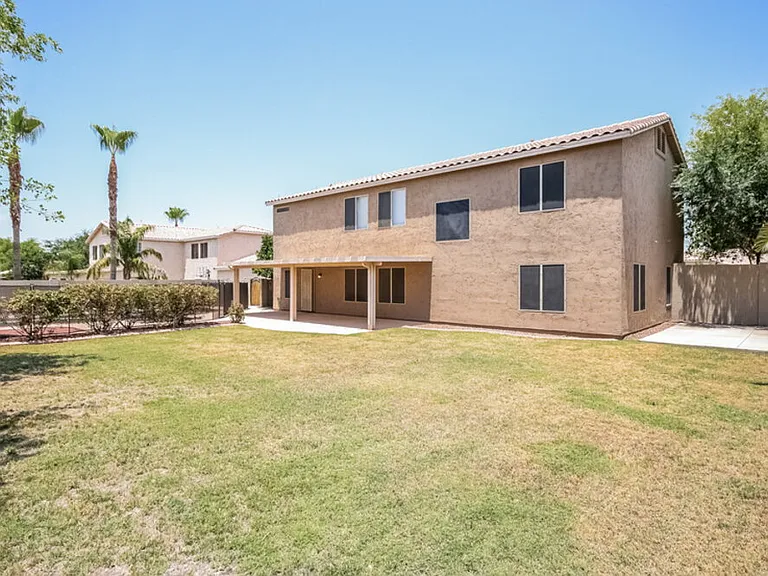 1081 E Horseshoe Dr — Photo 13