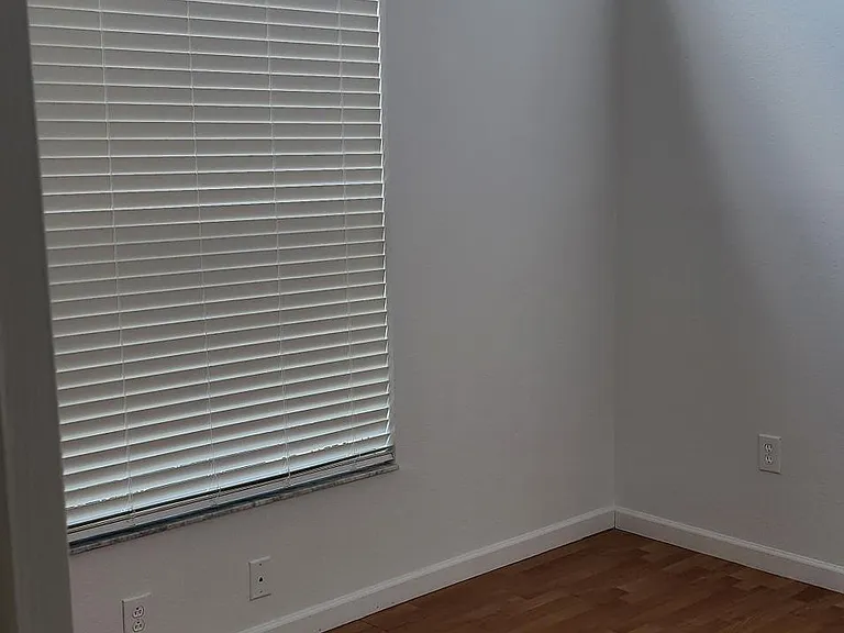 Den