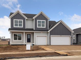 9532 63rd St S, Cottage Grove, MN 55016