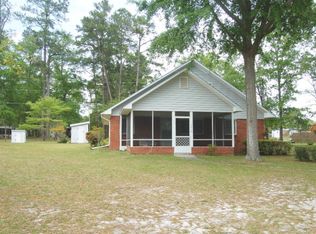 1156 Davis St, Manning, SC 29102