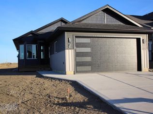 1 Whitetail Way, Mundare, AB T0B3H0