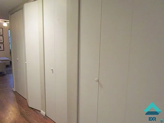 Rented by EXR | media 12