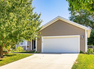 7123 SE 27th St, Des Moines, IA 50320