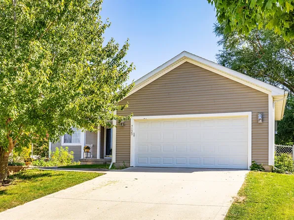 7123 SE 27th St, Des Moines, IA 50320