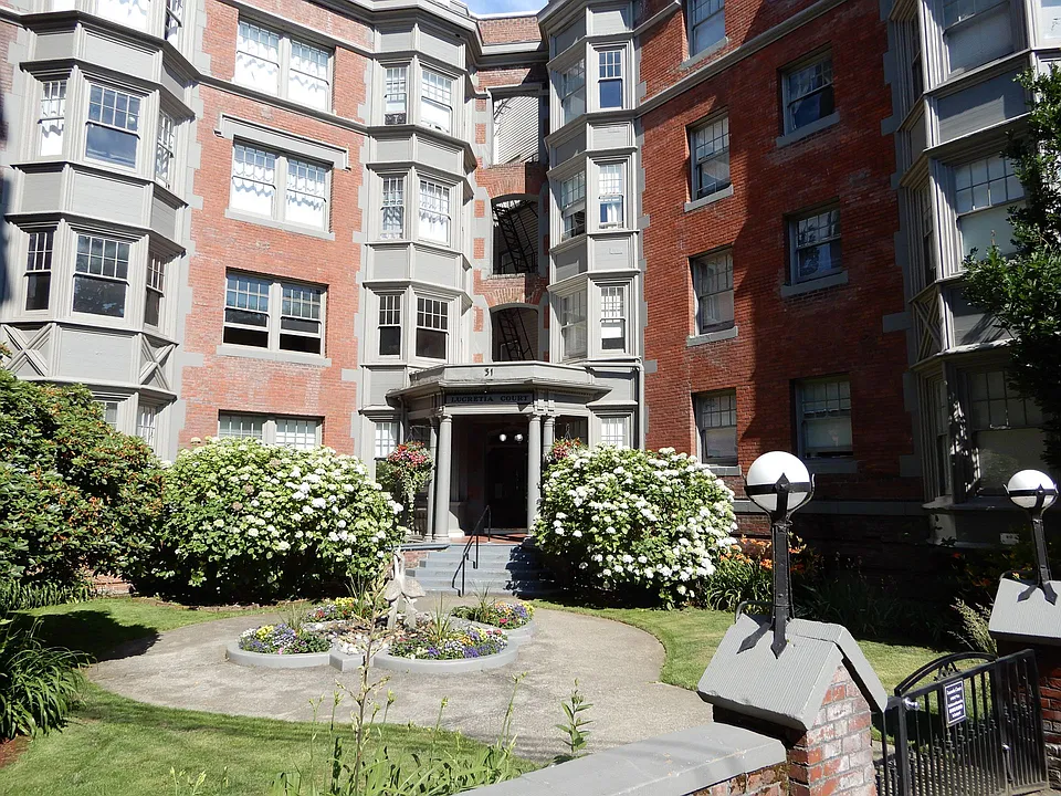 Lucretia Court Apartments