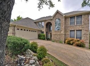 7552 Fireoak Dr, Austin, TX 78759