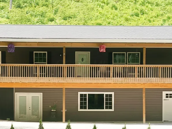 24796 E Fork Rd, Laurelville, OH 43135