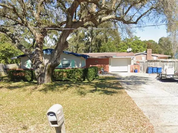 416 Norwich Dr, Gulf Breeze, FL 32561