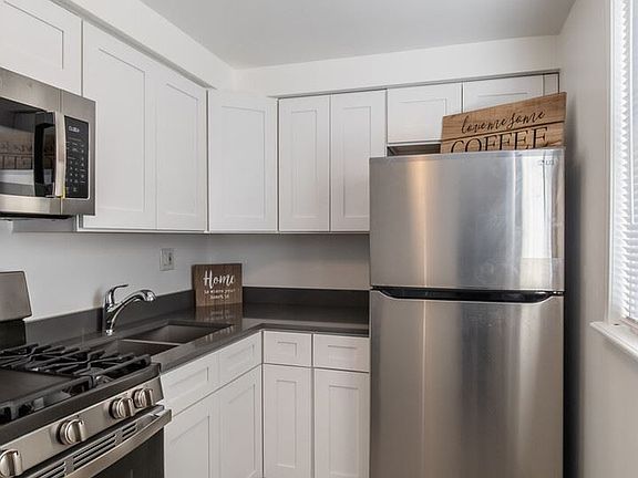 5th image of 7441 W Fullerton Ave APT Gs