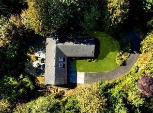 11008 N Deer Dr, Woodway, WA 98020