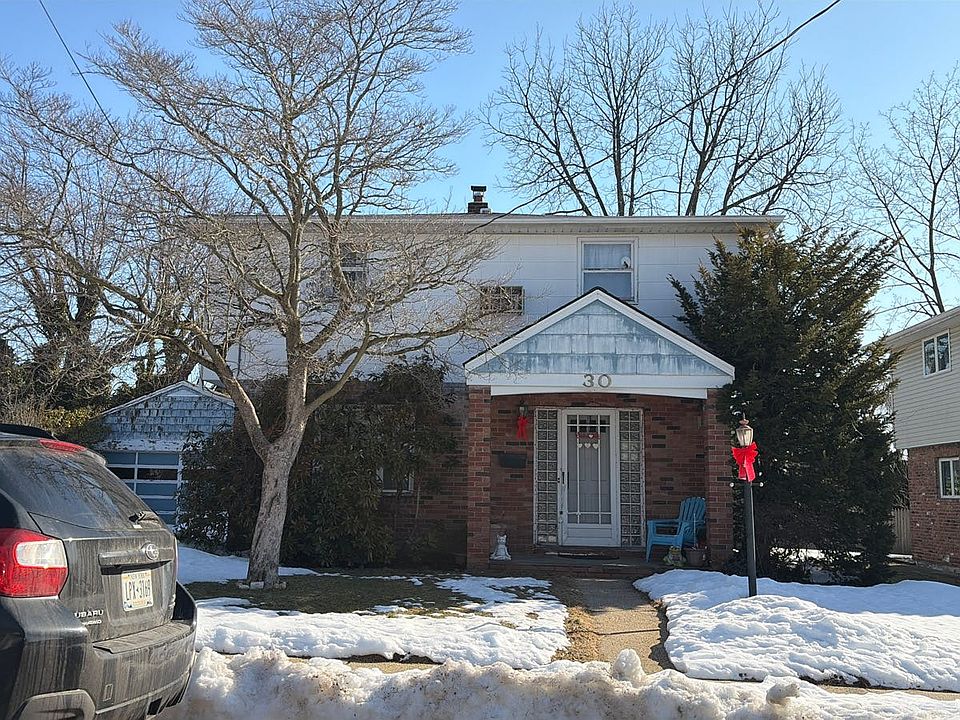 1st image of 30 Marwood Rd S