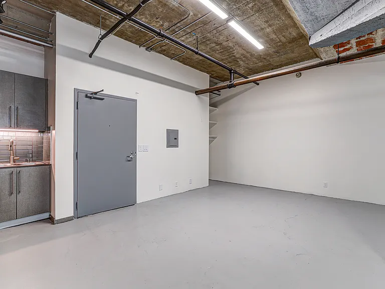 Binford Lofts — Photo 16