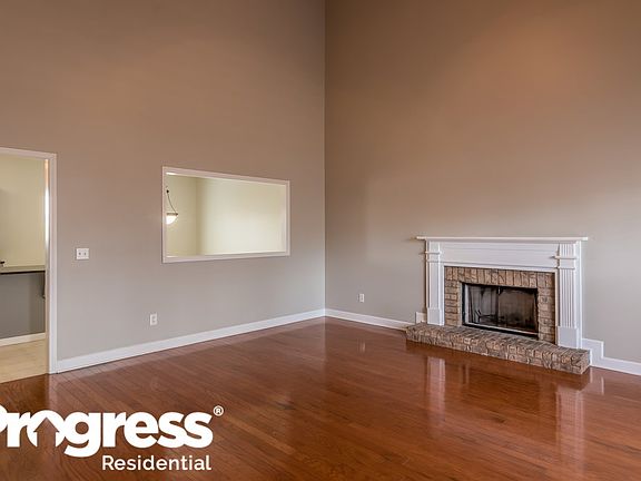 2nd image of 2647 Hansford Dr