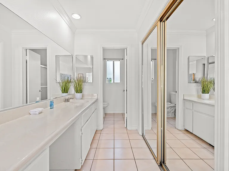 734 Claraday St #3 — Photo 35