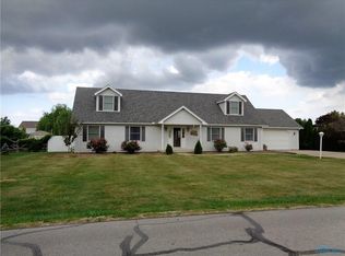 4767 Walbridge Rd, Northwood, OH 43619