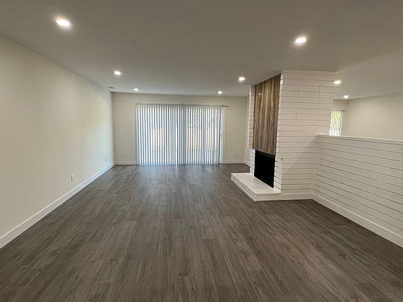 2nd image of 991 S Mancos Pl