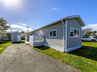 18 Meadowbrook Park Road, St. John's, NL A1S1G1