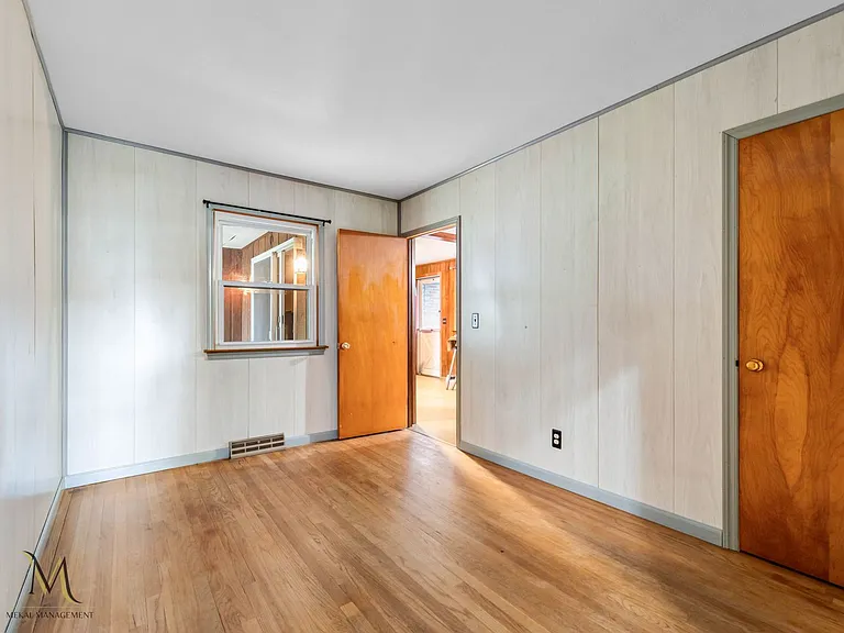 38 Anne St — Photo 19