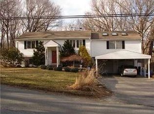 35 Martins Way, Lincoln, RI 02865