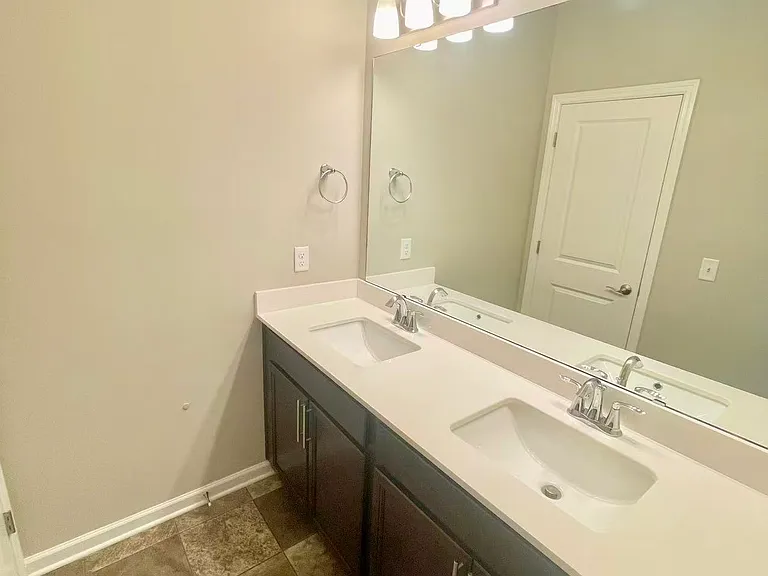 8118 Balsam Ln N — Photo 25