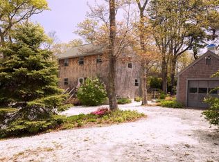 12 E Fairmont Ave, Oak Bluffs, MA 02557