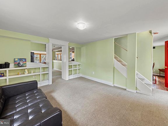 3rd image of 52 Littleworth Rd #56