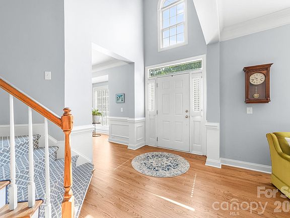 5th image of 8812 Kingston Forest Dr