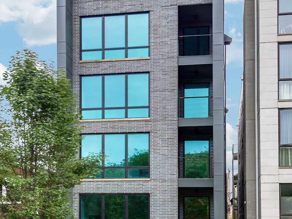 1445 W Fry St #1