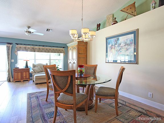 3rd image of 566 N Cypress Drive